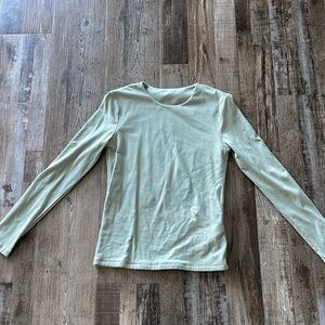 Abercrombie & Fitch Essential Long-Sleeve Tuckable Baby Tee Sage Green Medium